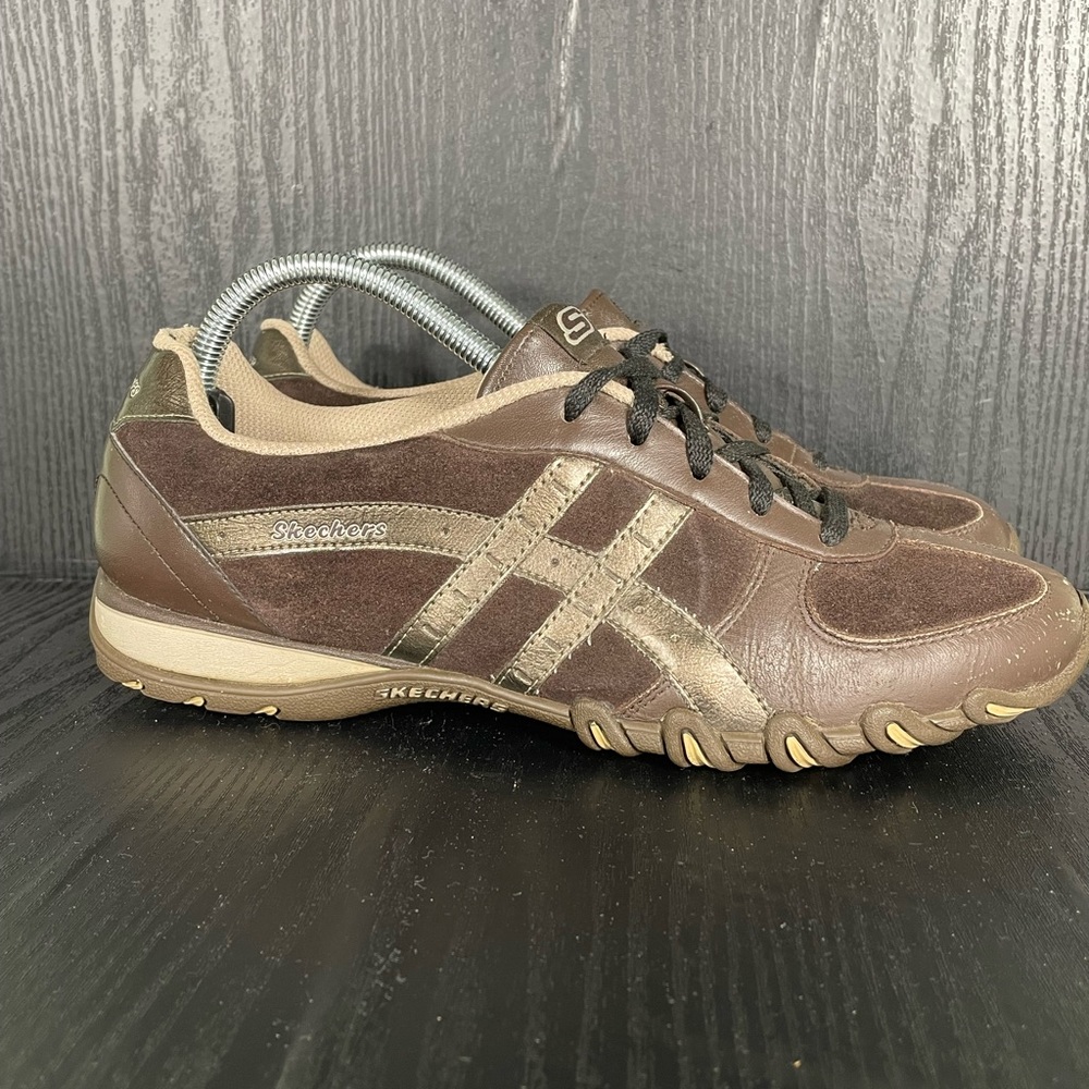 Skechers Brown Suede Casual shoe Women’s size 10